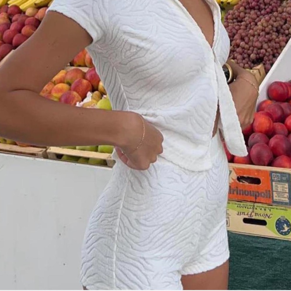 NWT SZ S White Fox White Shorts